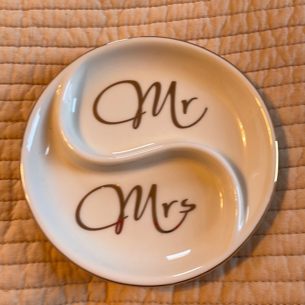 Ring holder
